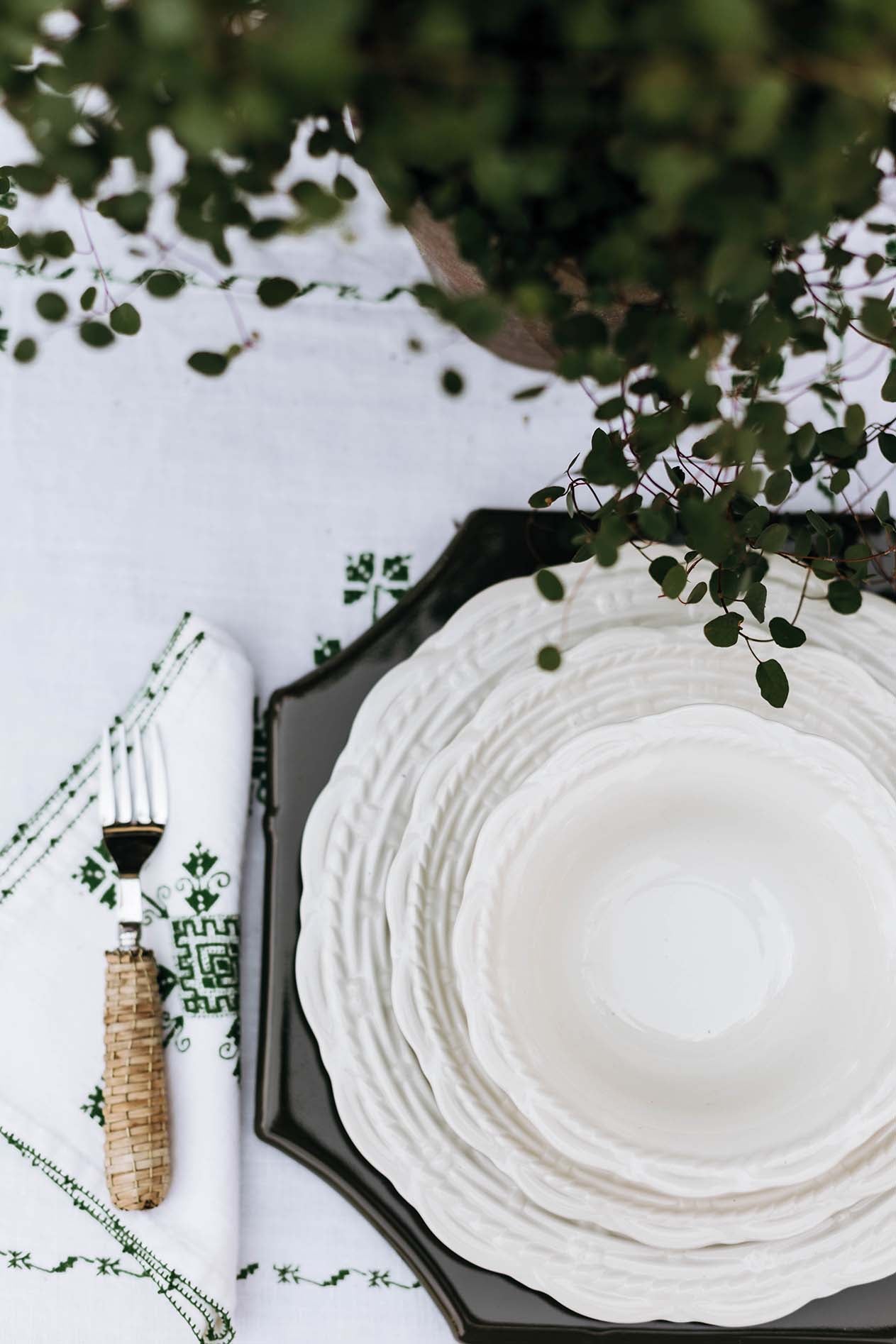 Basket Jubilee Dinner Plate