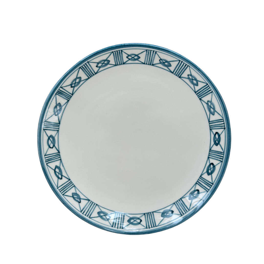 Lisbon Dinner Plate with Filigree Rim ~ hand painted